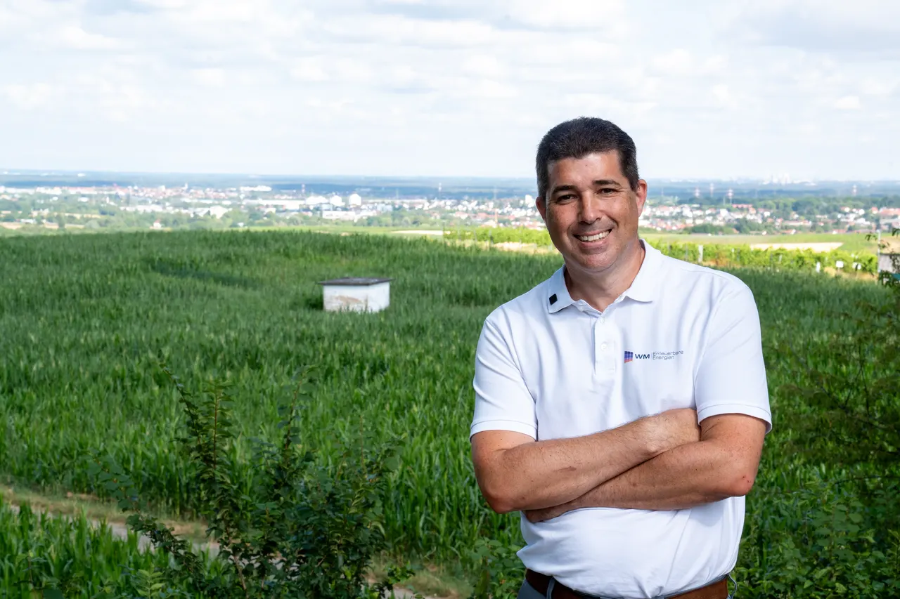 WMEE-Ansprechpartner vor dem Panorama der Rhein-Neckar-Region